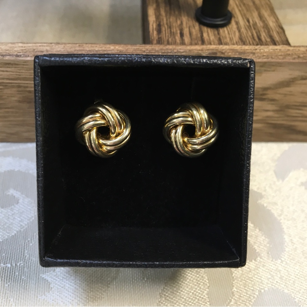 14k Solid Gold Love-Knot earrings